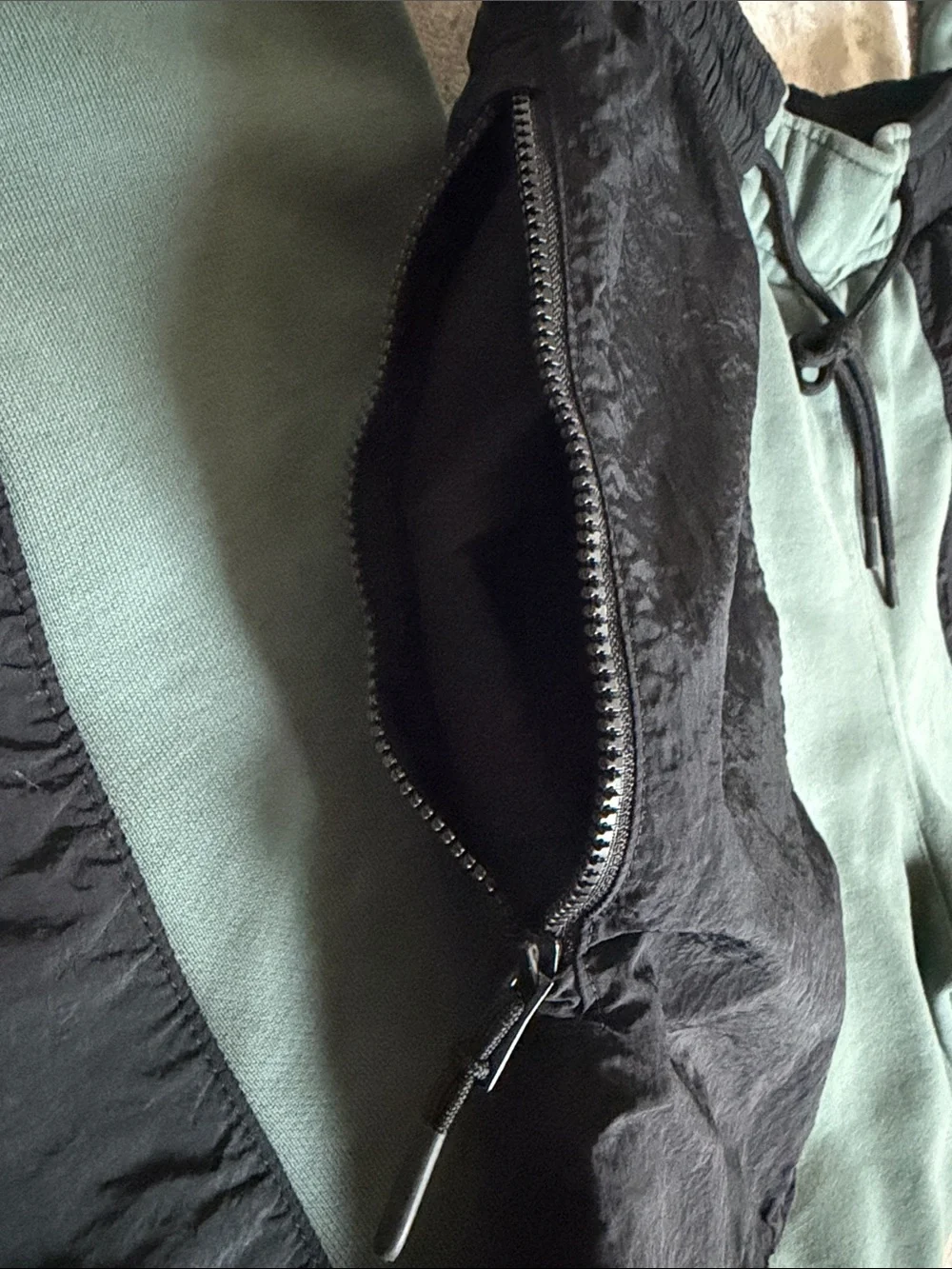 Jordan Men's Engineered Statement Fleece Pants Green Black Size Medium